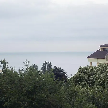 Two Bedroom Holiday In Варна