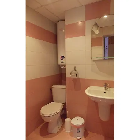 Two Bedroom Holiday In Варна